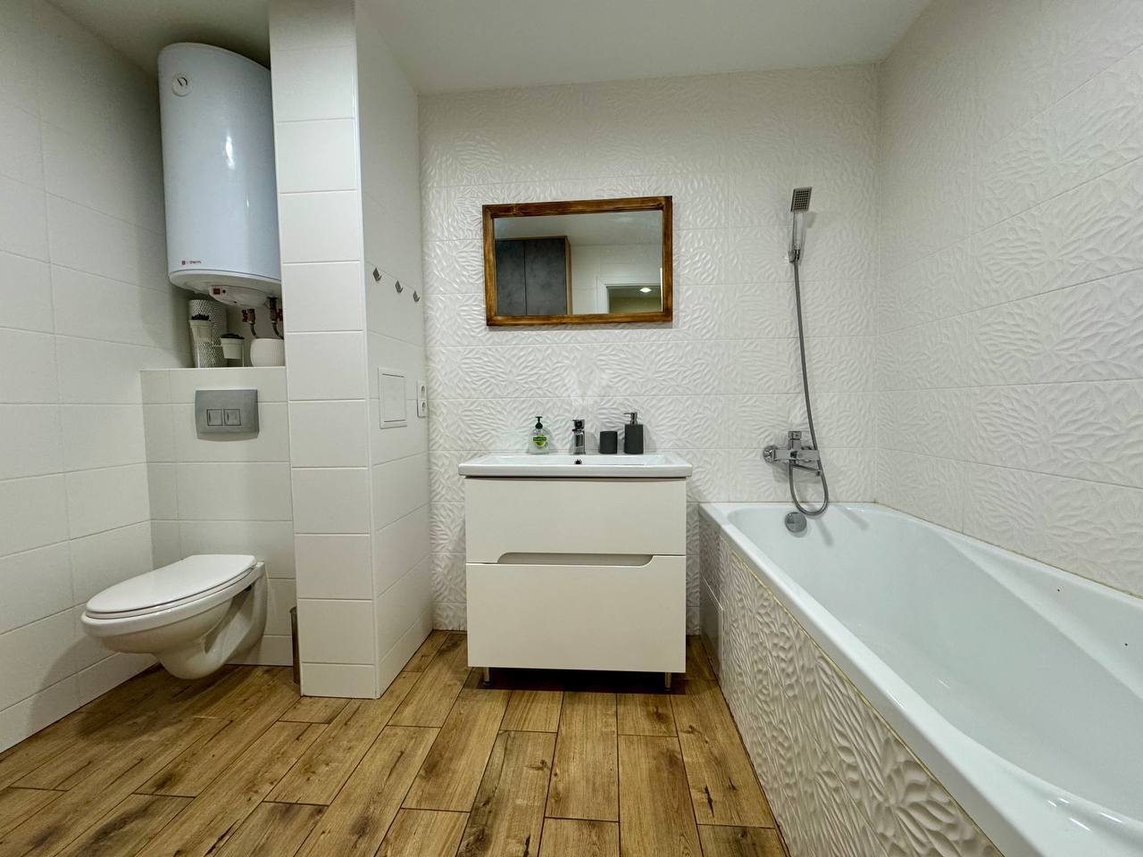 Продаж 2-кімнатної квартири 47 м², Мандриківська вул.