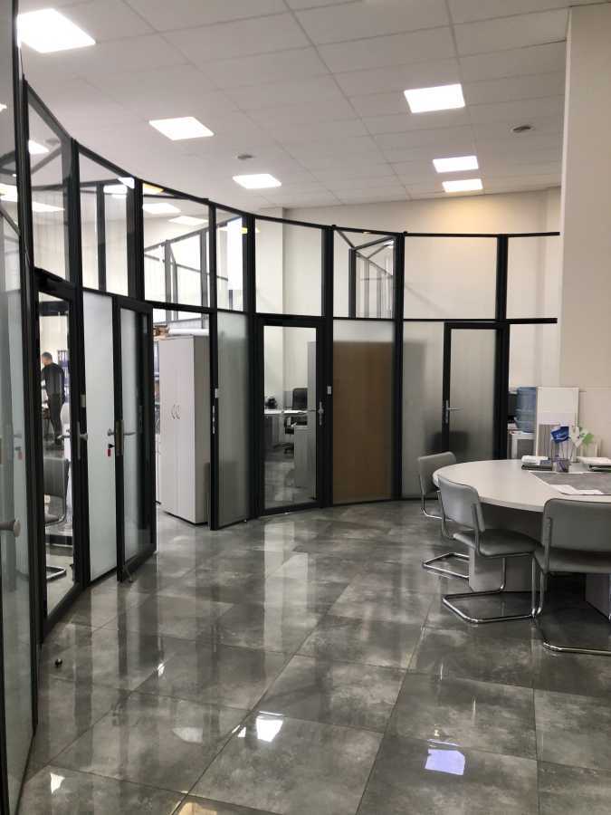 Оренда офісу 200 м², Миколи Бажана просп., 17