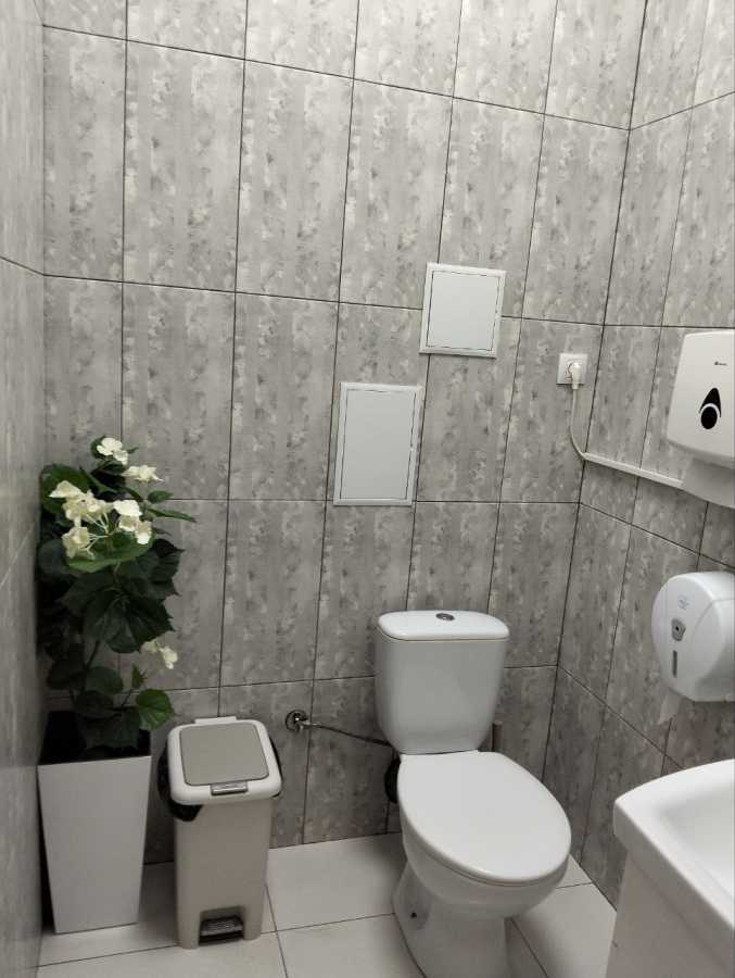 Оренда офісу 160 м², Миколи Бажана просп., 17