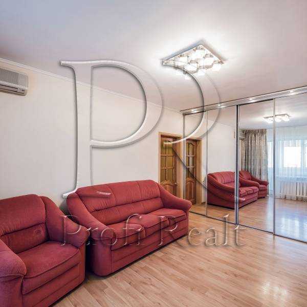 Продажа 2-комнатной квартиры 57 м², Оболонский просп., 27А