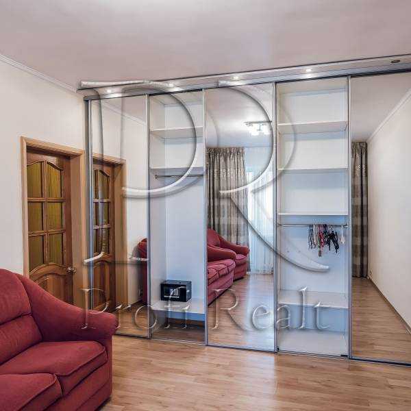 Продажа 2-комнатной квартиры 57 м², Оболонский просп., 27А