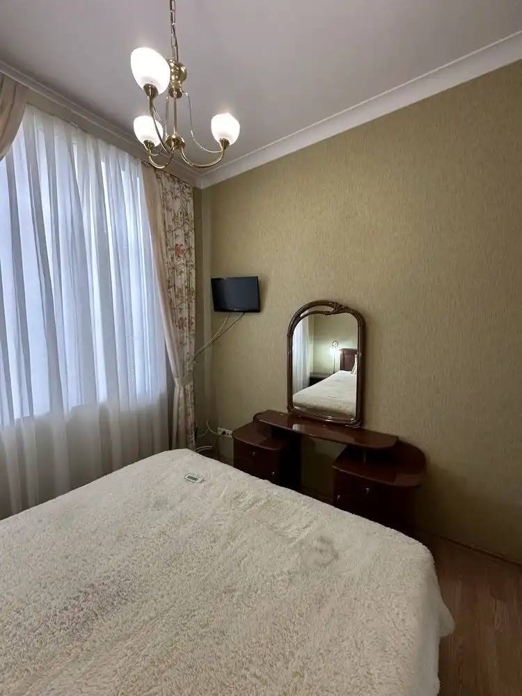 Оренда 2-кімнатної квартири 50 м², Дмитрія Яворницького просп.