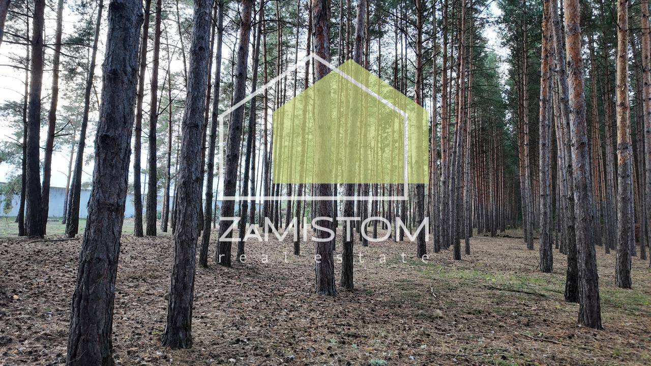 Продаж котеджу 722 м²