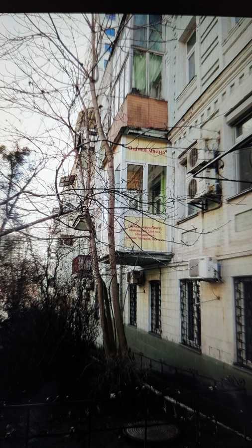 Продаж 2-кімнатної квартири 64 м², Володимирська вул., 82А