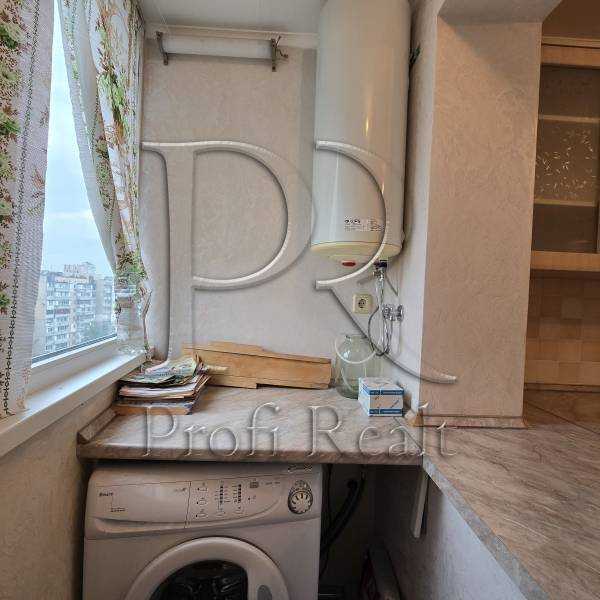Продажа 3-комнатной квартиры 71 м², Героев Днепра ул., 38Г