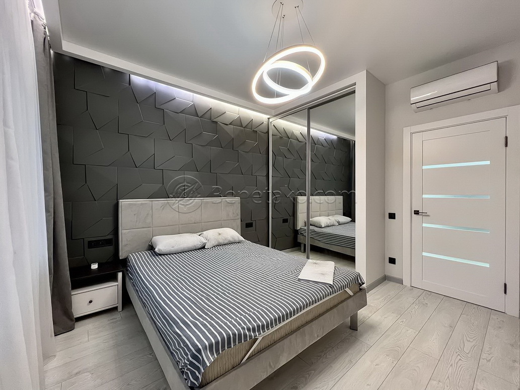Оренда 2-кімнатної квартири 50 м², Каманіна вул., 16А/5
