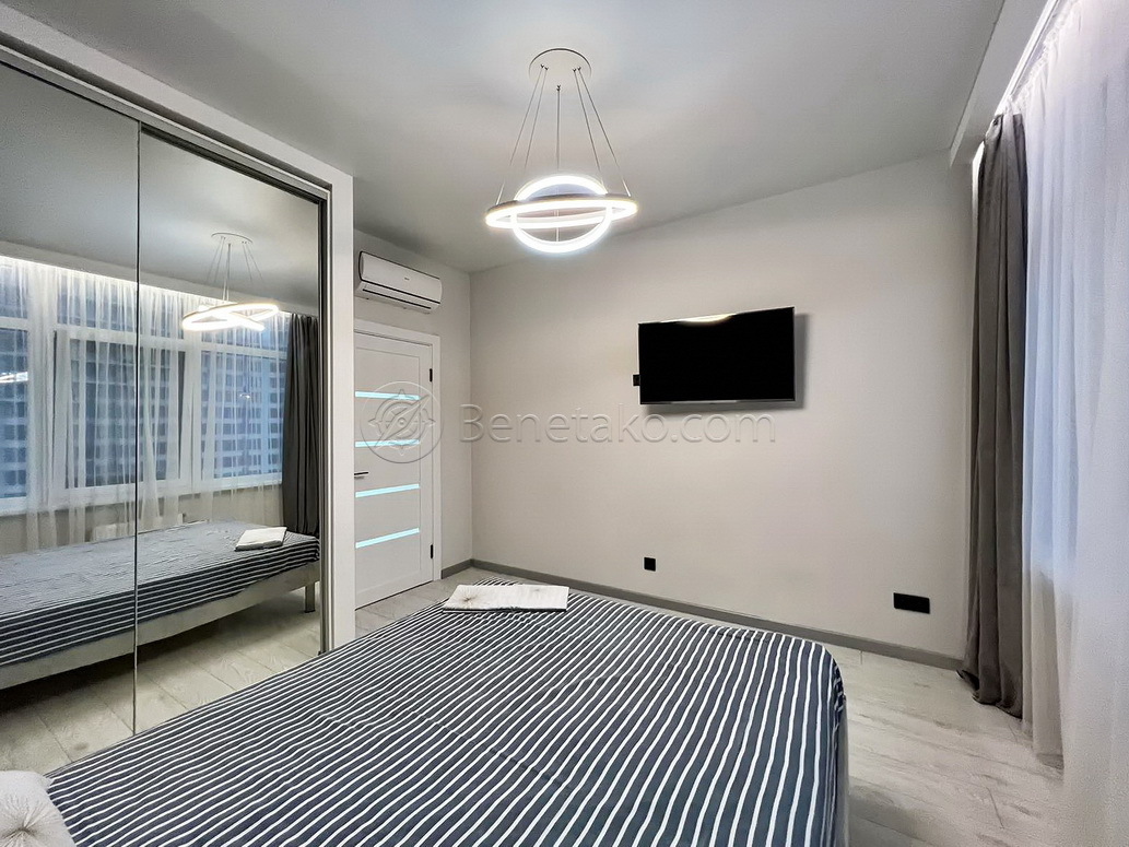 Оренда 2-кімнатної квартири 50 м², Каманіна вул., 16А/5