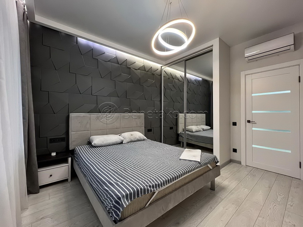 Оренда 2-кімнатної квартири 50 м², Каманіна вул., 16А/5