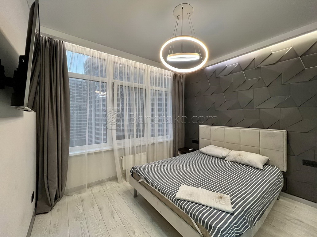 Оренда 2-кімнатної квартири 50 м², Каманіна вул., 16А/5