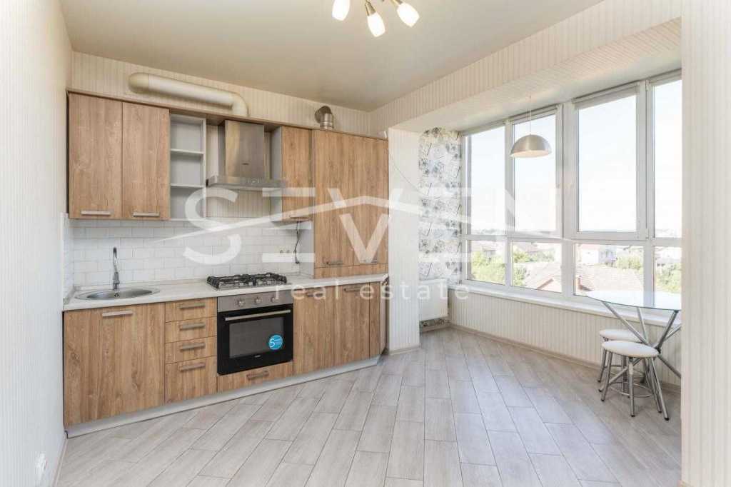Продажа 1-комнатной квартиры 41 м², Кармелюка ул., 4