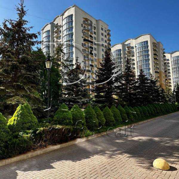 Продаж 3-кімнатної квартири 87 м², Валерія Лобановського вул., 30Б