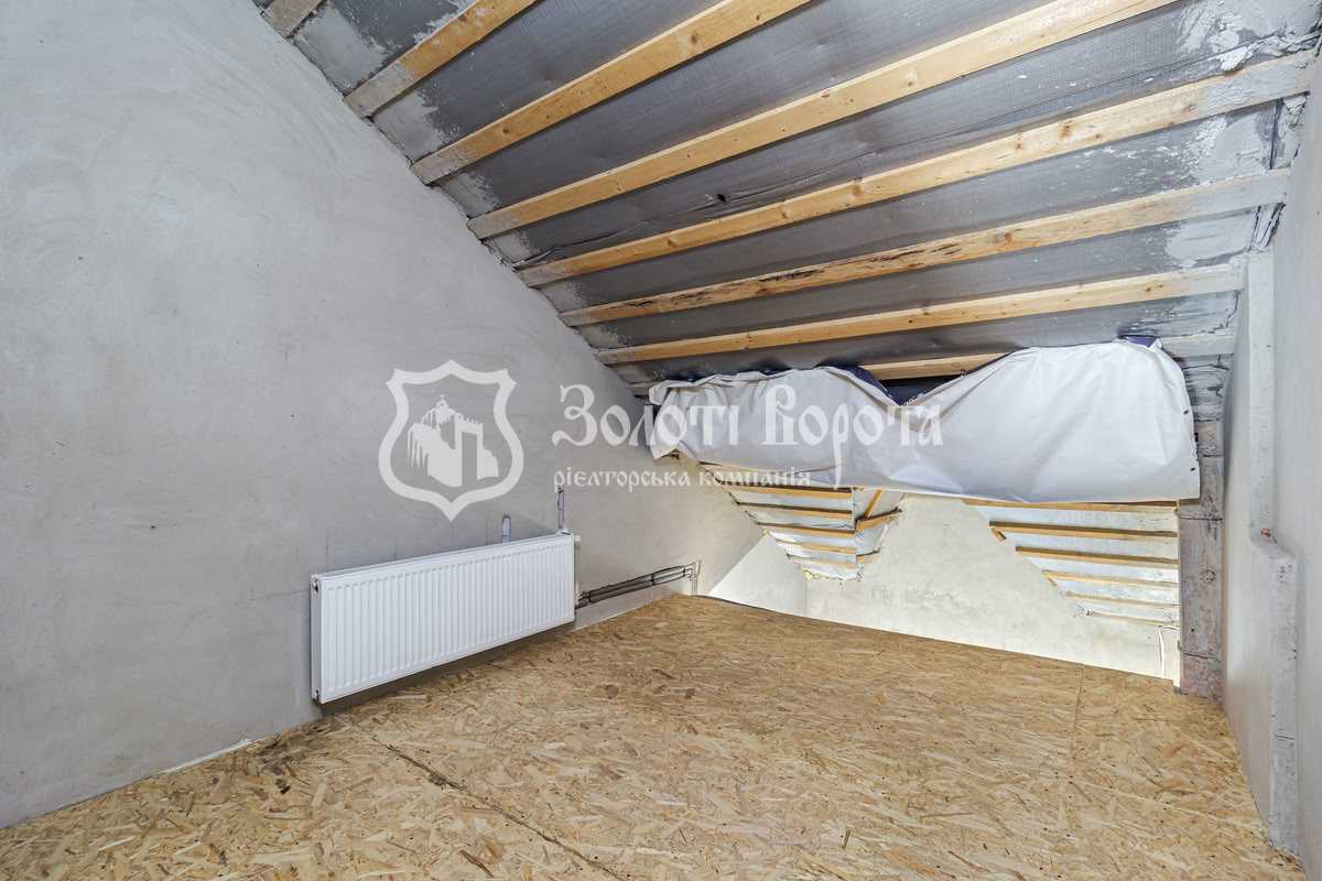Продаж 3-кімнатної квартири 72.6 м², Машинобудівників вул., 19-21