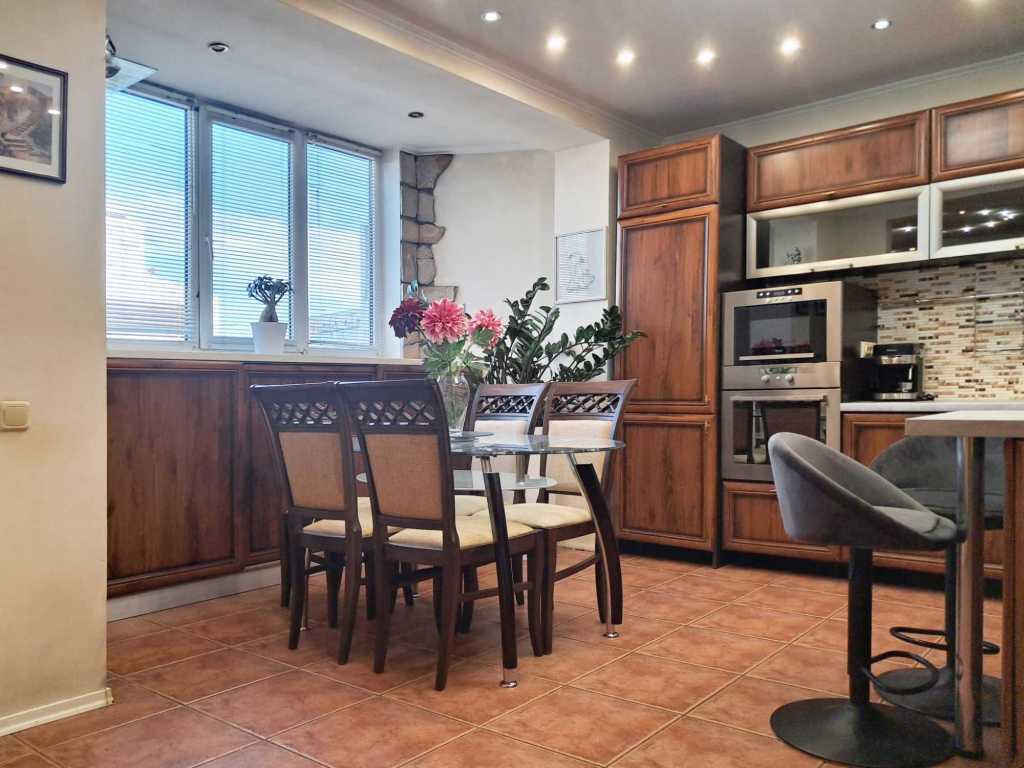 Оренда 3-кімнатної квартири 130 м², Бориса Гмирі вул., 1Б/6