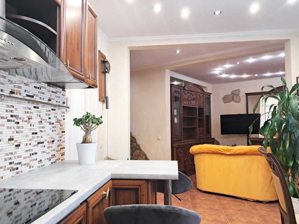 Оренда 3-кімнатної квартири 130 м², Бориса Гмирі вул., 1Б/6