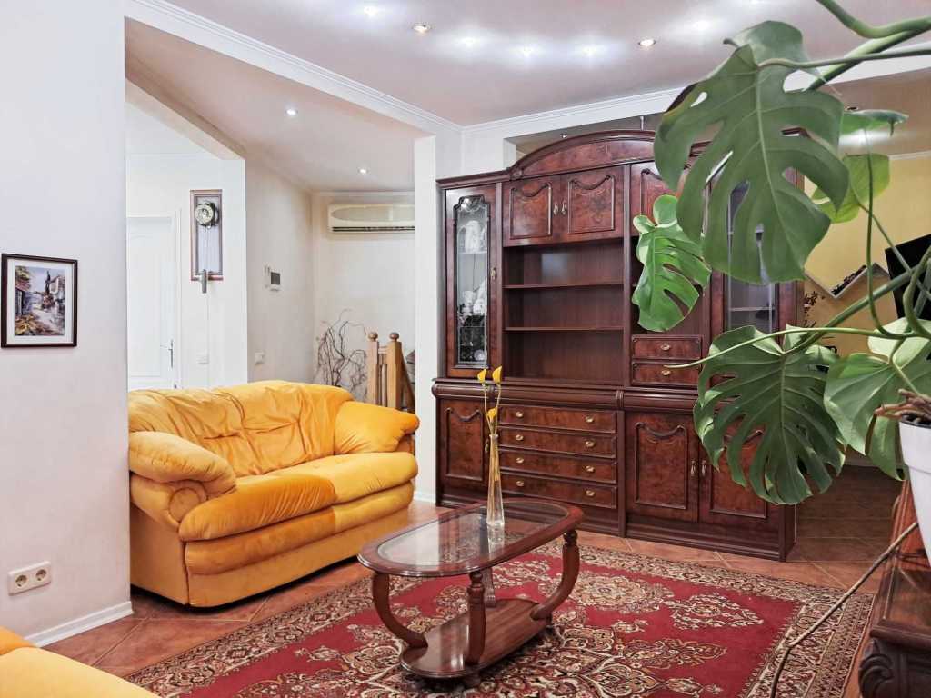 Оренда 3-кімнатної квартири 130 м², Бориса Гмирі вул., 1Б/6