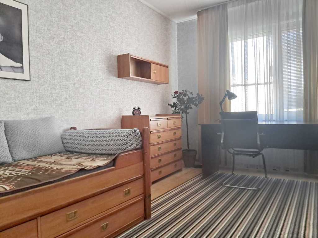 Оренда 3-кімнатної квартири 130 м², Бориса Гмирі вул., 1Б/6