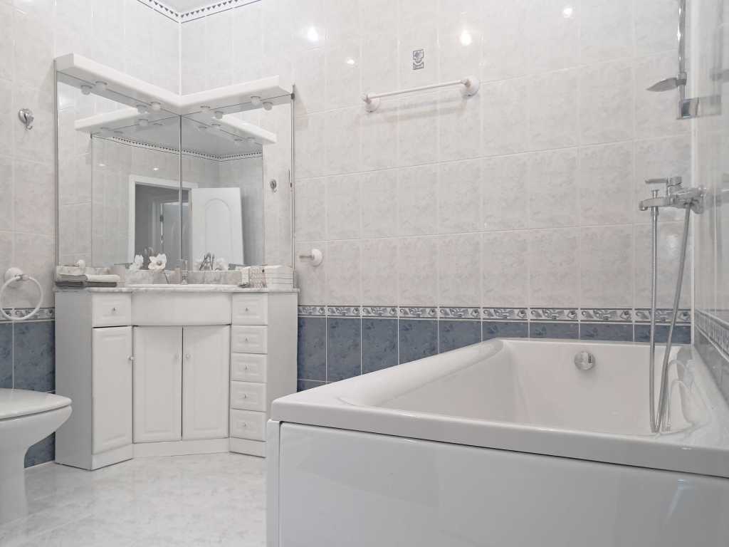 Оренда 3-кімнатної квартири 130 м², Бориса Гмирі вул., 1Б/6