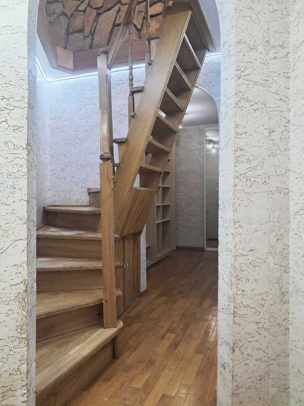 Оренда 3-кімнатної квартири 130 м², Бориса Гмирі вул., 1Б/6
