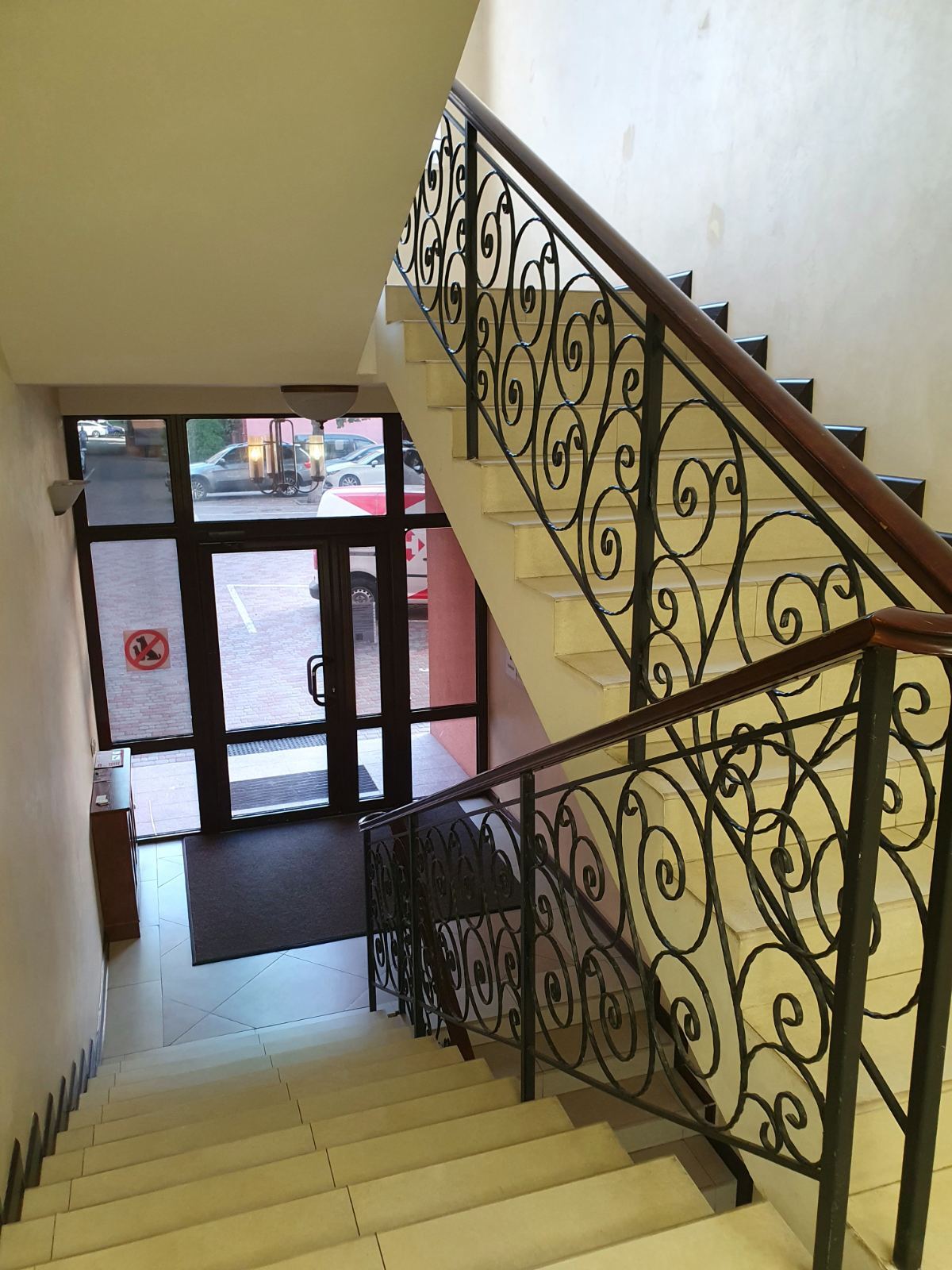 Оренда офісу 82 м², Глибочицька вул.