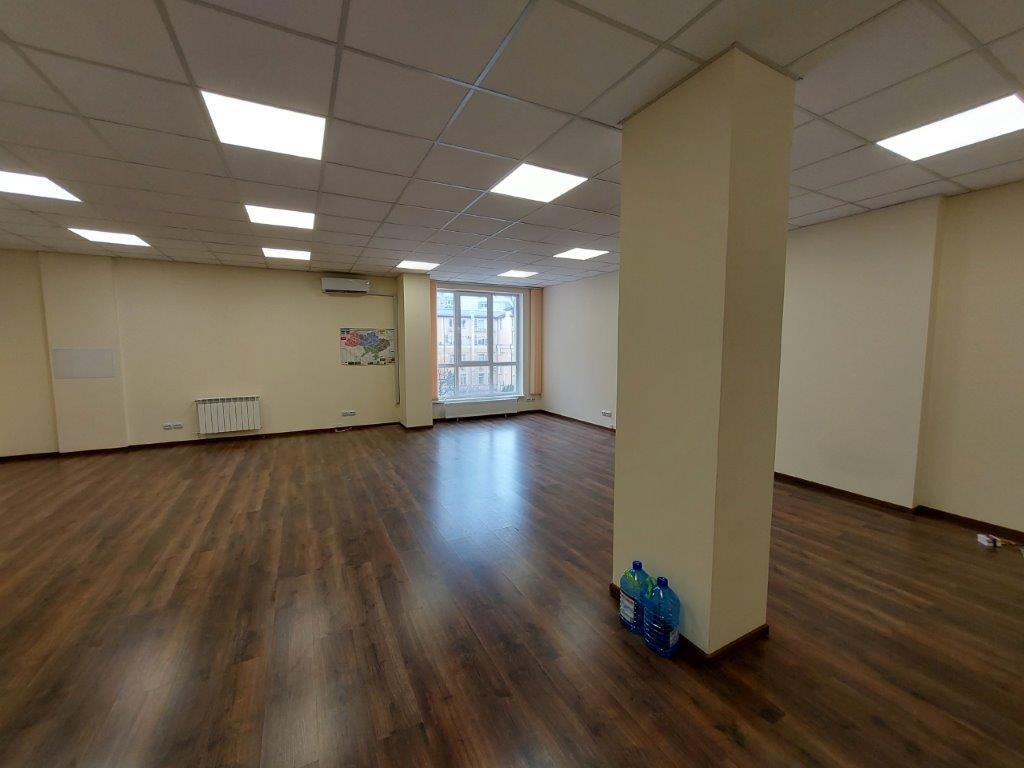 Оренда офісу 82 м², Глибочицька вул.