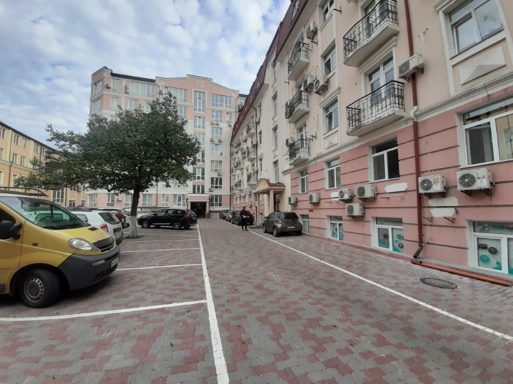 Оренда офісу 82 м², Глибочицька вул.