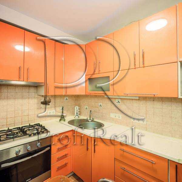 Продаж 2-кімнатної квартири 46 м², Стеценка вул., 5