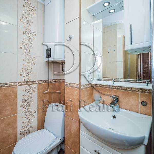 Продаж 2-кімнатної квартири 46 м², Стеценка вул., 5