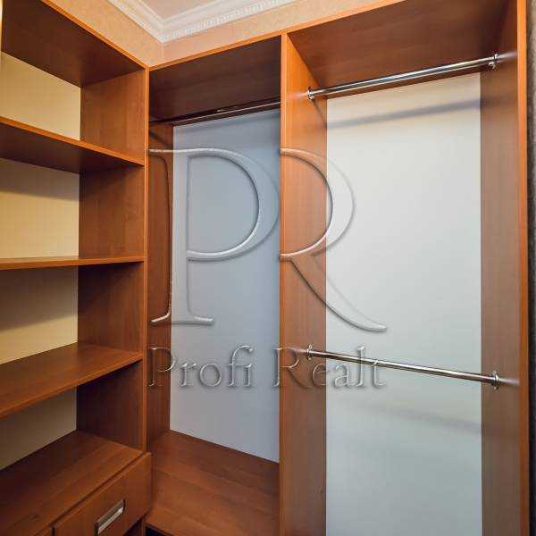 Продаж 2-кімнатної квартири 46 м², Стеценка вул., 5