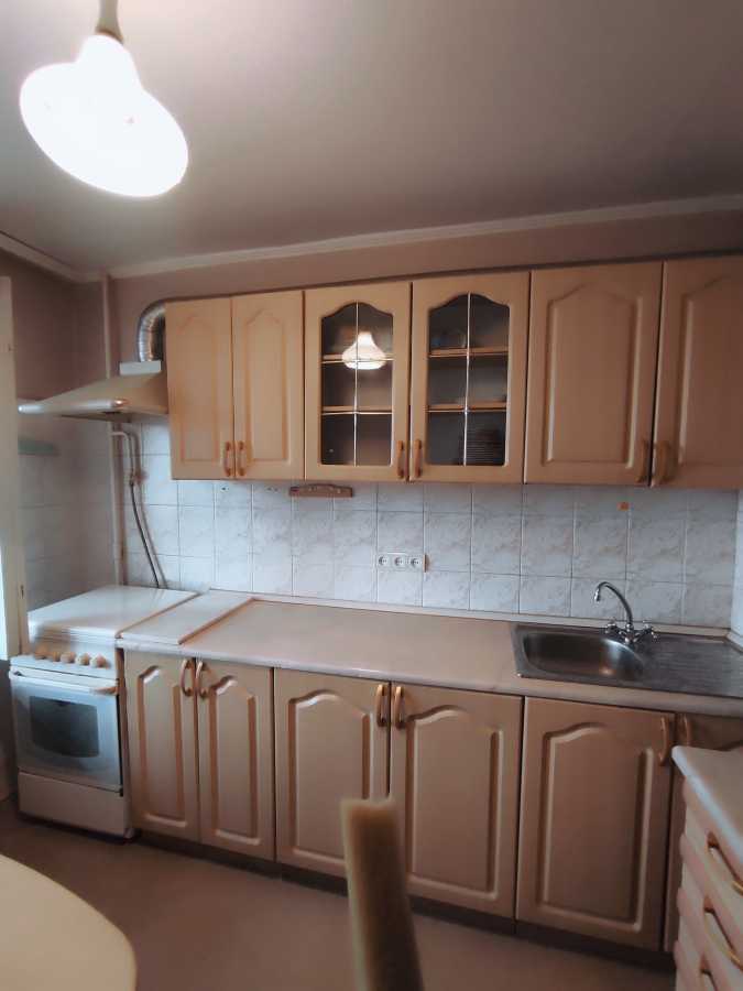 Оренда 1-кімнатної квартири 43.4 м², Московська вул., 8