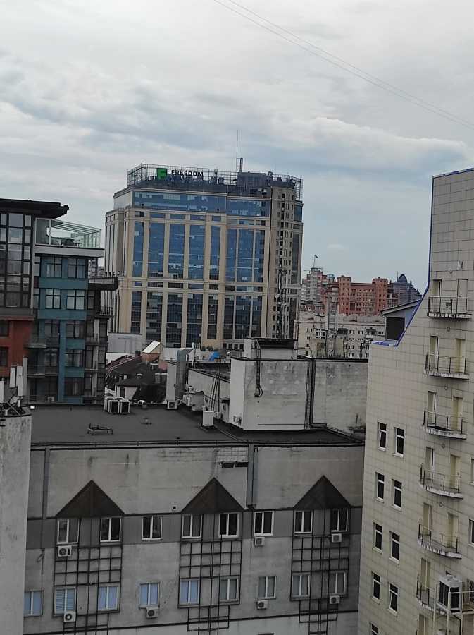 Оренда 1-кімнатної квартири 43.4 м², Московська вул., 8
