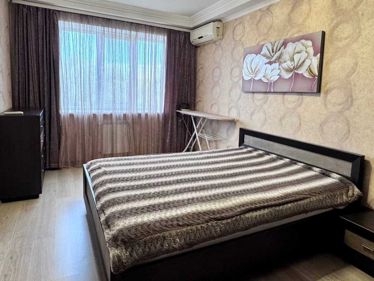 Оренда 3-кімнатної квартири 63 м², Брест-Литовський пров., 6/10