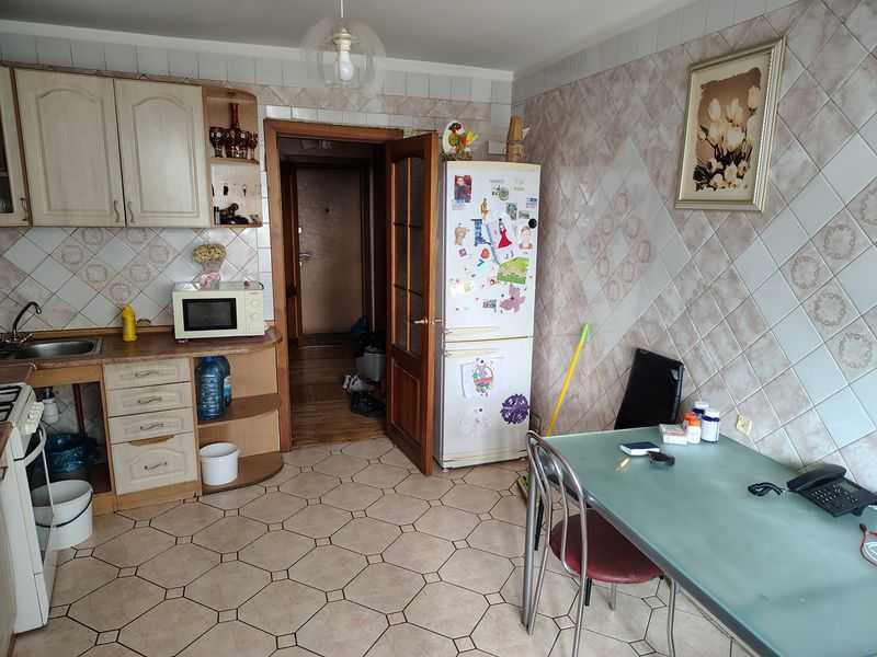 Оренда 2-кімнатної квартири 60 м², Симиренка вул., 25А