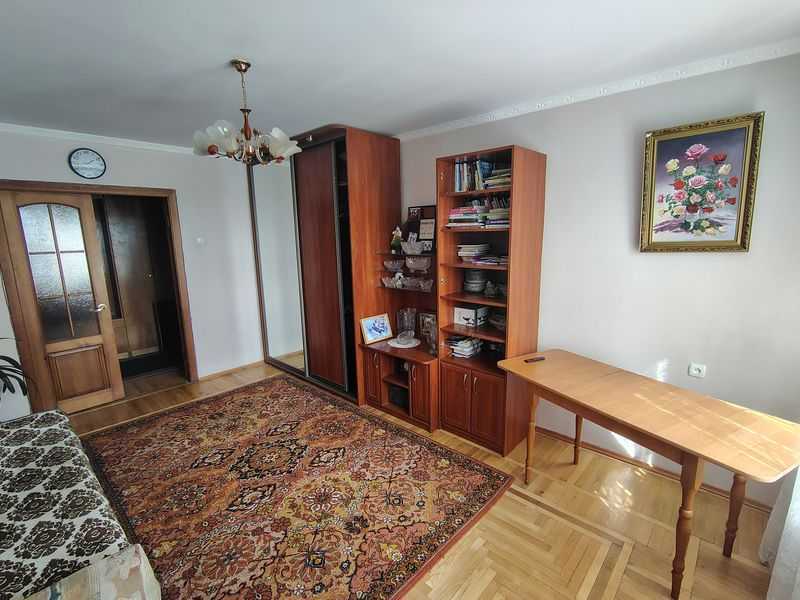 Оренда 2-кімнатної квартири 60 м², Симиренка вул., 25А