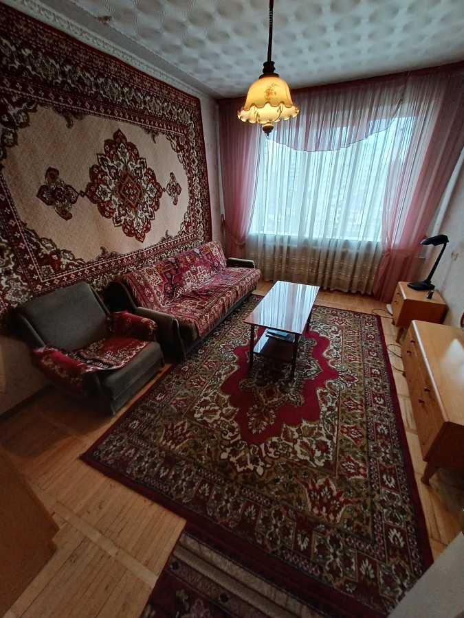 Оренда 3-кімнатної квартири 83 м², Старонаводницька вул., 8А