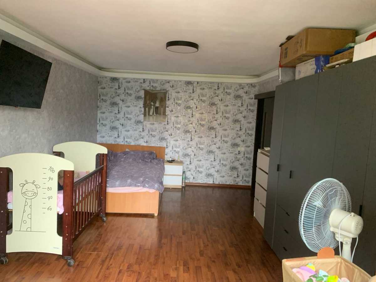 Продаж 3-кімнатної квартири 71 м², Академіка Єфремова вул., 7