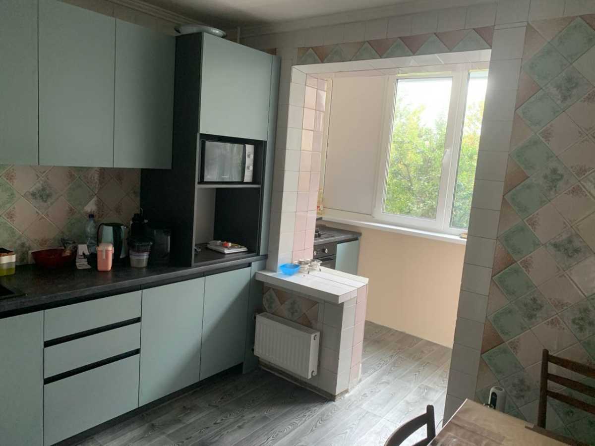 Продаж 3-кімнатної квартири 71 м², Академіка Єфремова вул., 7
