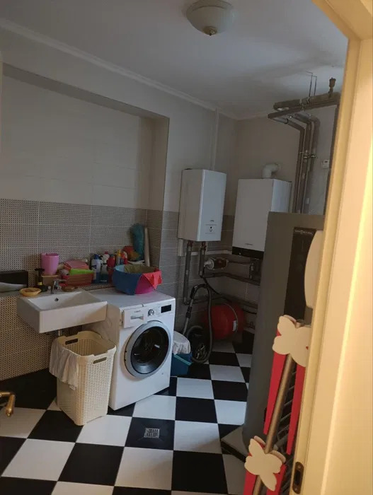 Аренда коттеджа 245 м²