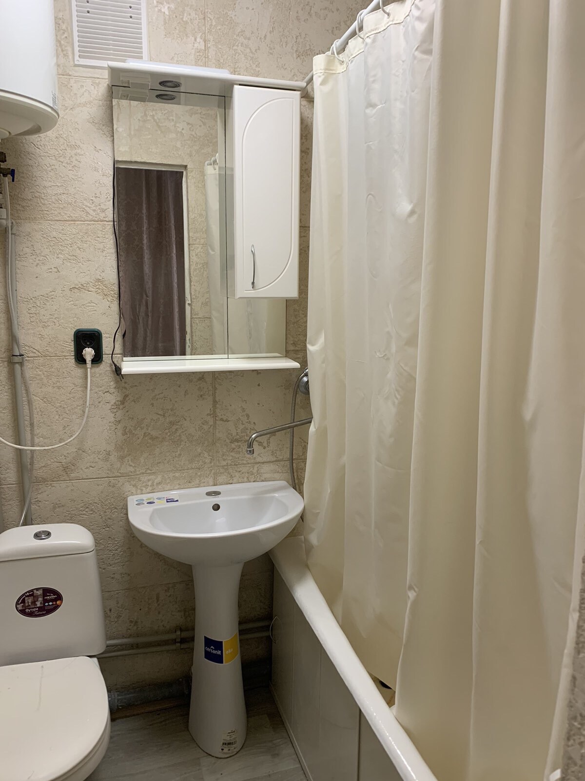 Продажа 1-комнатной квартиры 37 м², Академика Королева ул.