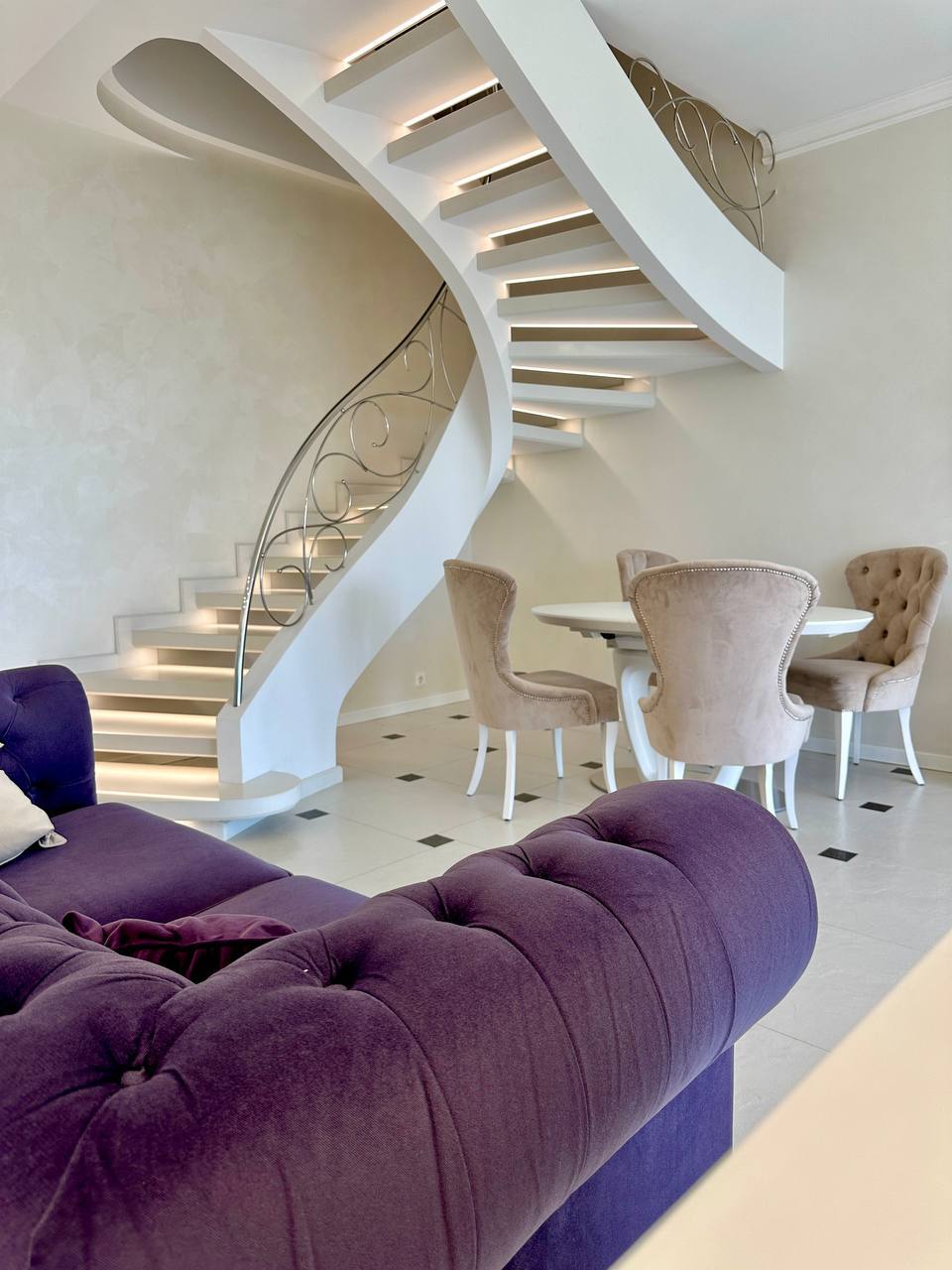 Продажа 3-комнатной квартиры 114 м², Евпаторийская ул.