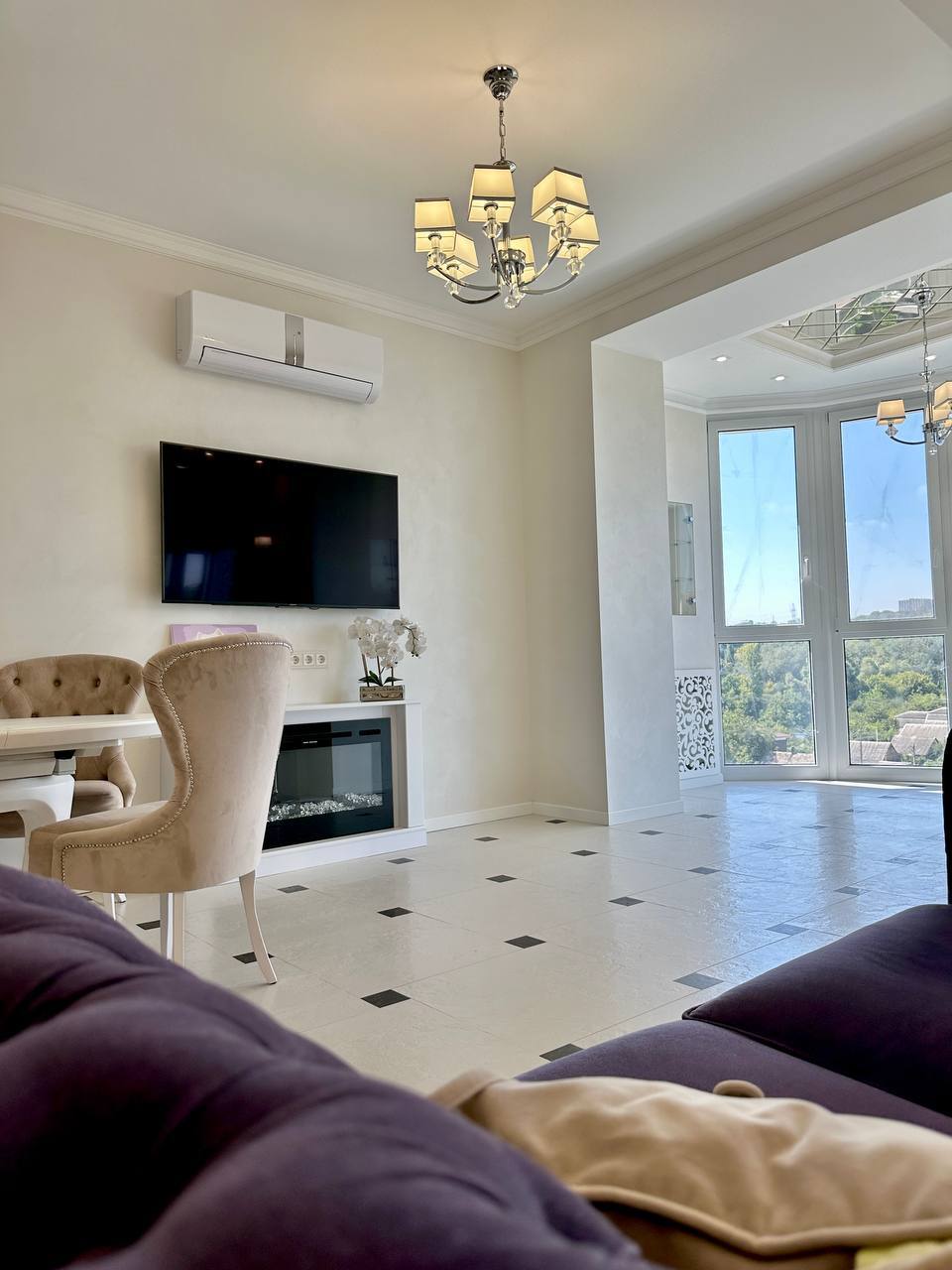 Продажа 3-комнатной квартиры 114 м², Евпаторийская ул.