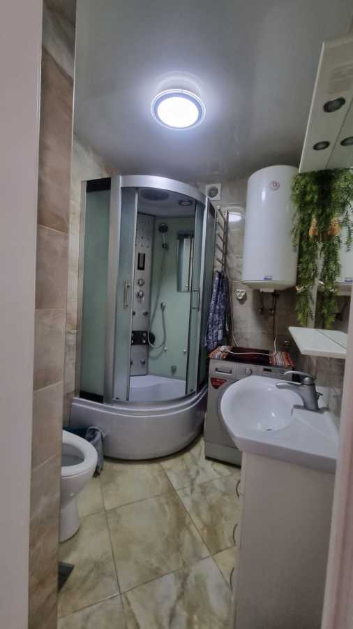 Продаж 1-кімнатної квартири 32 м², Головатого вул., 20
