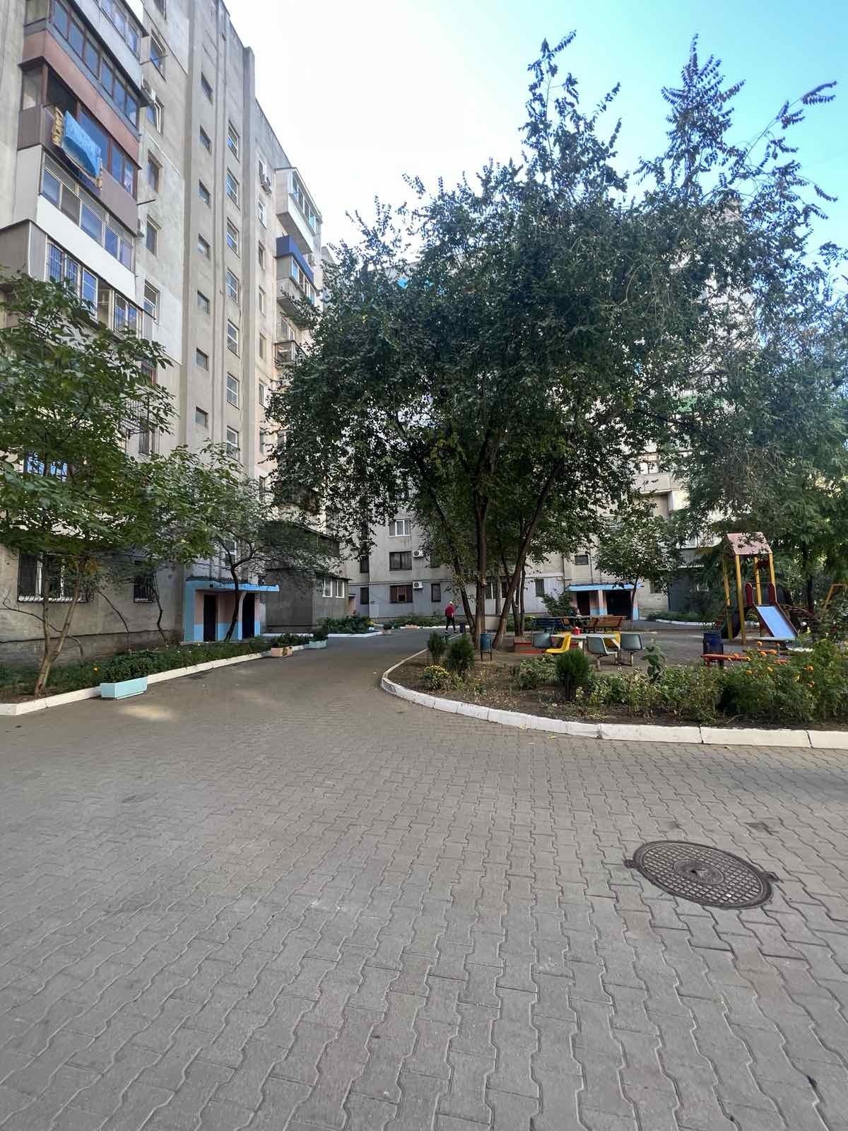 Продажа 1-комнатной квартиры 37 м², Академика Королева ул.