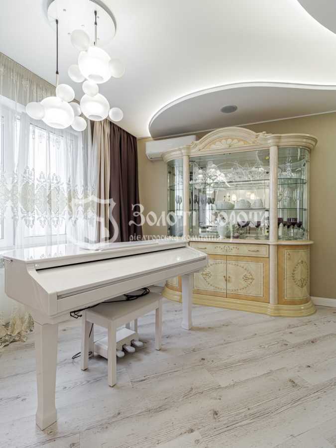 Продаж 2-кімнатної квартири 78 м², Здолбунівська вул., 13