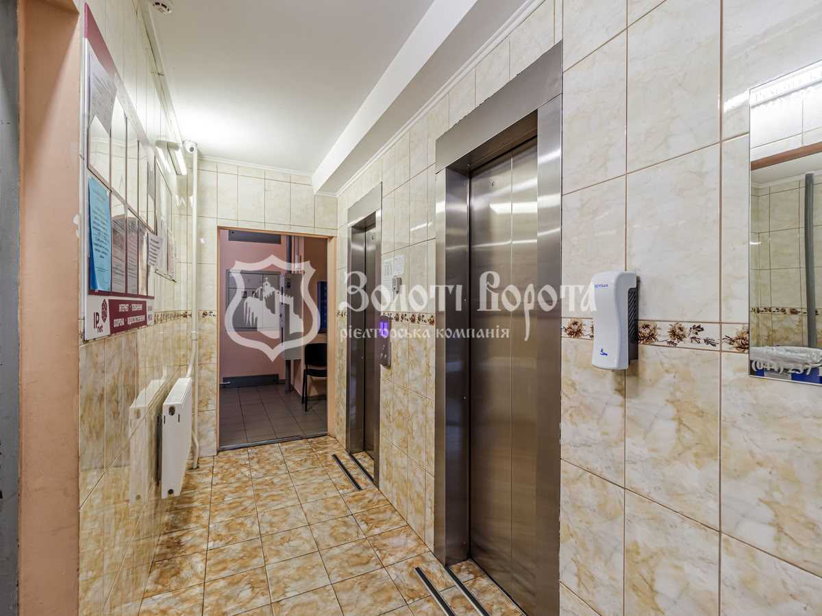 Продаж 2-кімнатної квартири 78 м², Здолбунівська вул., 13