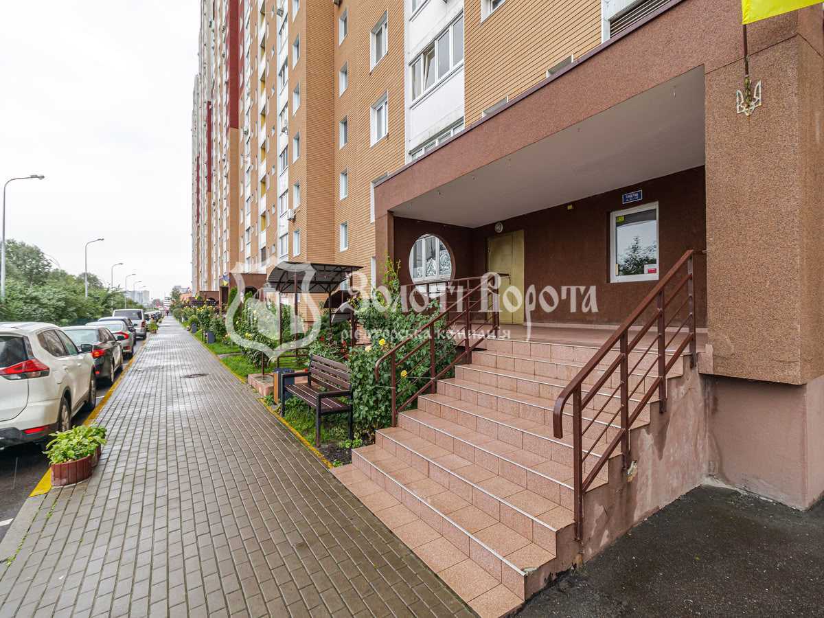 Продаж 2-кімнатної квартири 78 м², Здолбунівська вул., 13