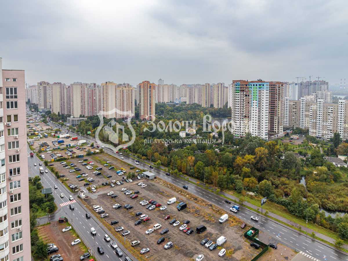 Продаж 2-кімнатної квартири 78 м², Здолбунівська вул., 13