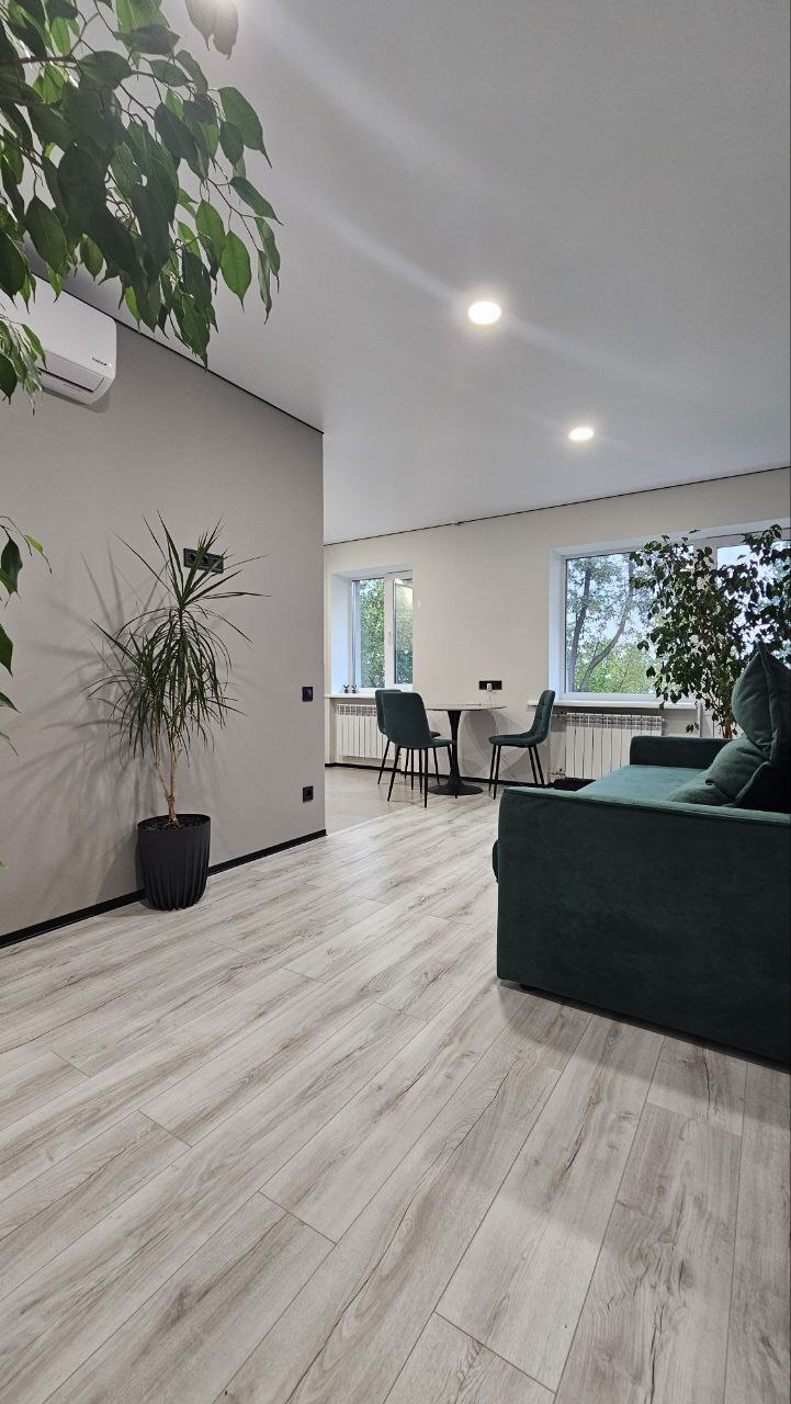 Продаж 2-кімнатної квартири 45 м², Лізи Чайкіної вул.