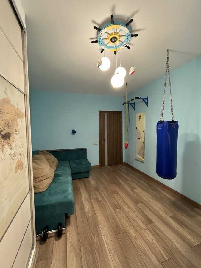 Продаж 3-кімнатної квартири 107 м², Пономарьова вул., 26 К4