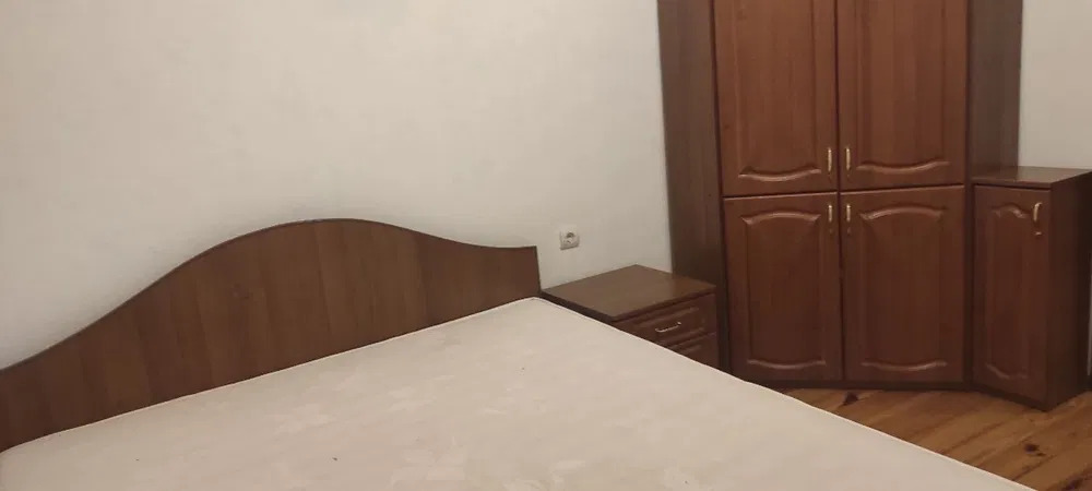Оренда будинку 250 м², Миколи Бажана просп.