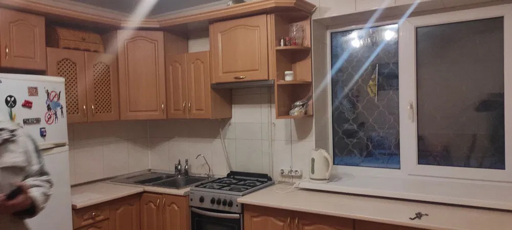 Оренда будинку 250 м², Миколи Бажана просп.